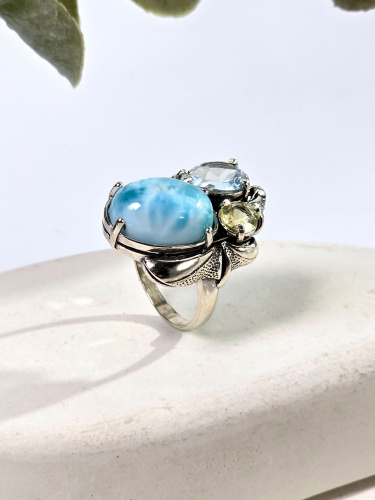 Серебряное кольцо ETERI с ларимаром, топазом и лимонным кварцем
